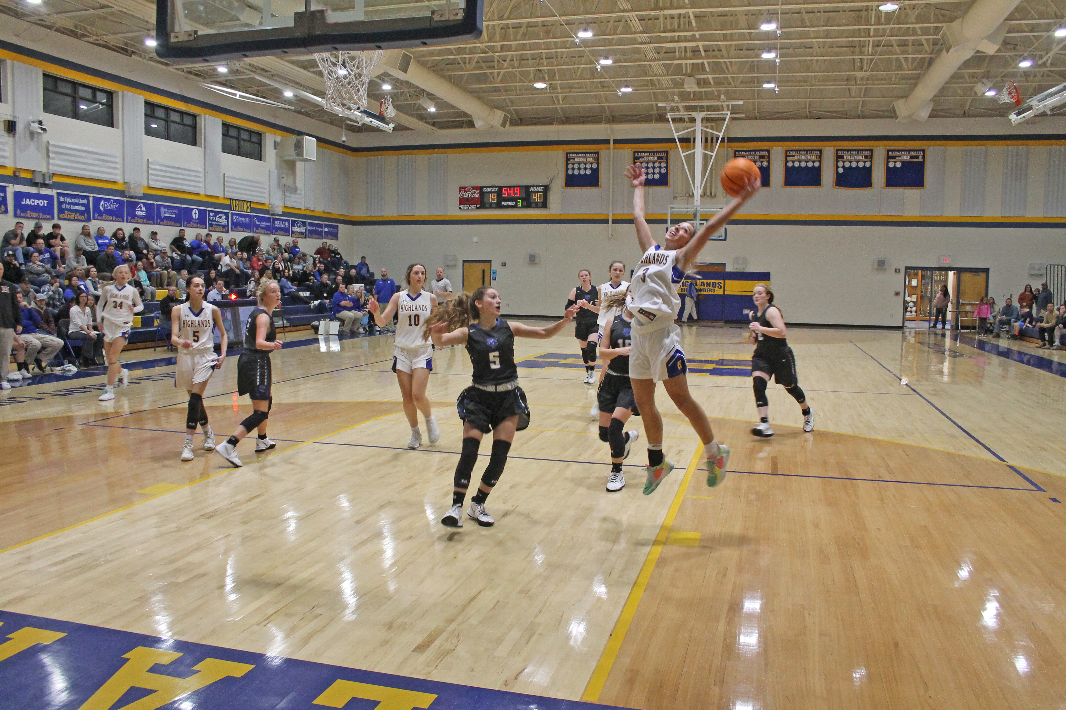 Photo by Christopher Lugo/Staff Beatrice Bryson reaches for the ball against Towns County. 