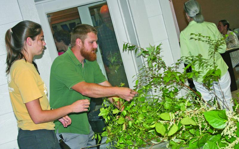 There will be a workshop about invasive plant control at 9 a.m. on Wednesday, Jan. 29 at the Highlands Community Building.