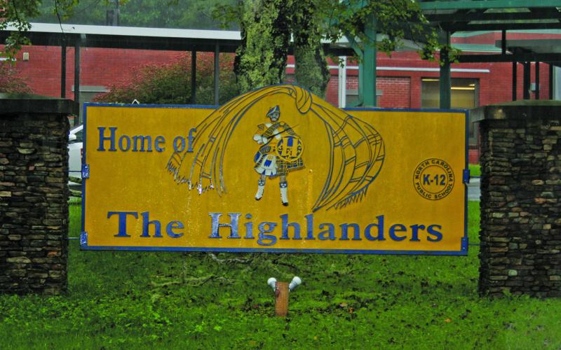Highlands School students are back to in-person classes following a week of online instruction.