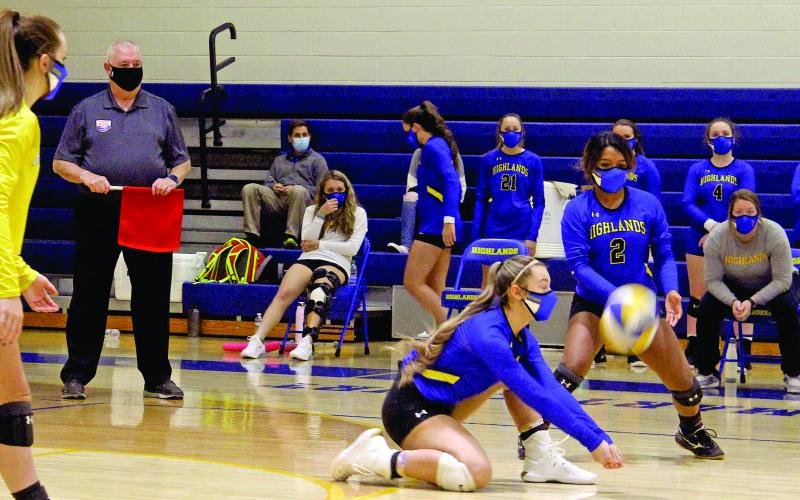 Highlands battled Blue Ridge in defeat on Wednesday and easily overmatched Hiwassee Dam on Friday.