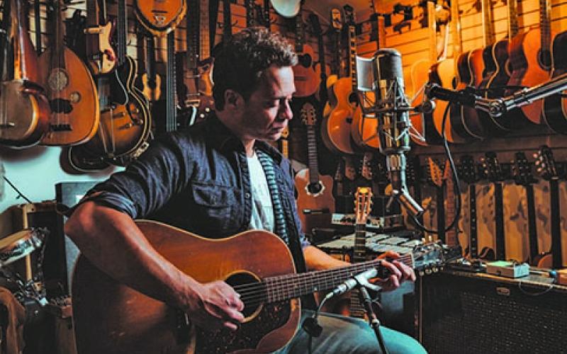 Amos Lee will headline the Highlands Food and Wine Festival on Saturday night in November