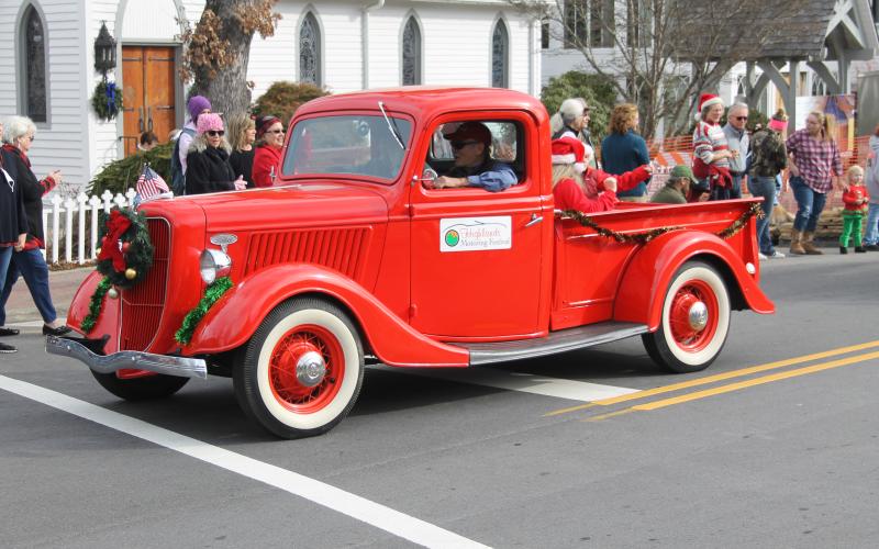Photo by Christopher Lugo/Staff One of the cars the Highlands Motoring Festival brought to the parade.