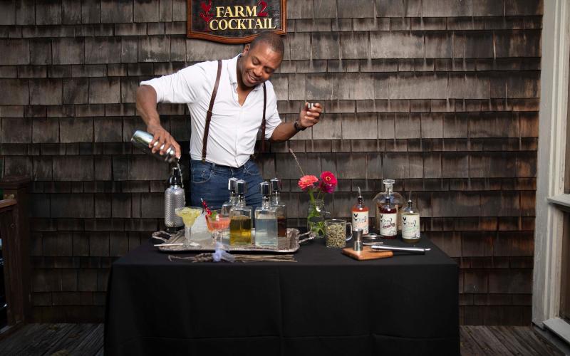 Carlton Chamblin will be presenting a brand new mixology class at the CLE this season.