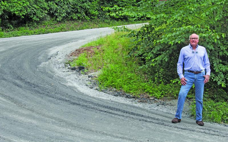 Photo by Michael O'Hearn/Crossroads Chronicle Ed Belcak raised the concerns about the dangerous road conditions.