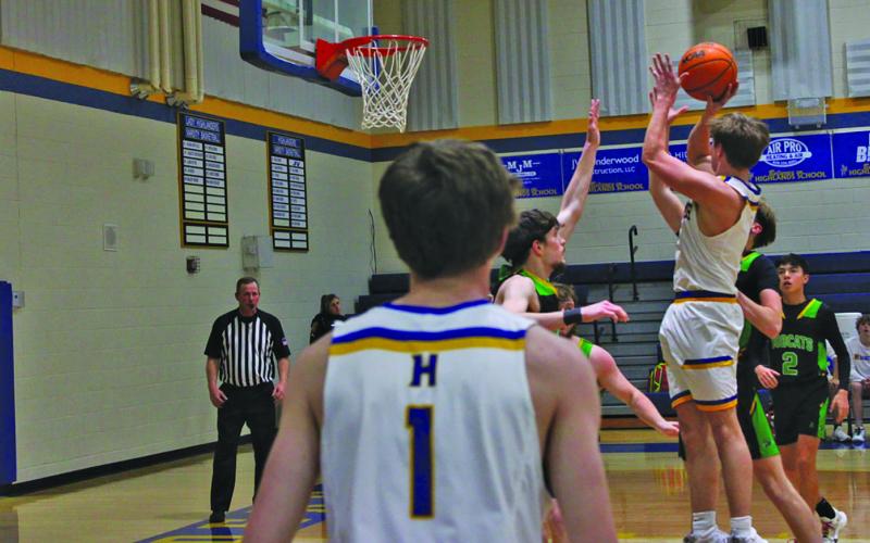 Highlands boys defeated Blue Ridge by a 61-43 final score on Tuesday.