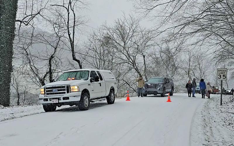 Traffic was halted on many of the area’s roadways on Friday afternoon and evening as heavy snow blanketed Highlands and Cashiers, causing multiple vehicle accidents.