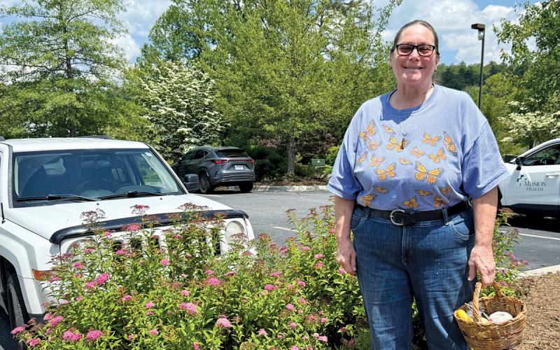 Kenda Woodburn showcases some of the flora from the region.