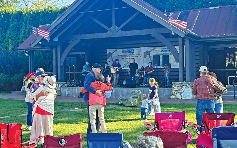 THe Highlands Porchfest brought out dancers and musicians last year. This year promises more of the same.