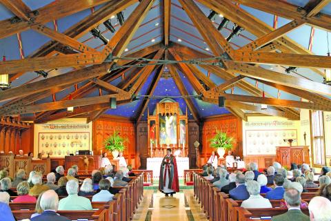 Photo by Christopher Lugo/Staff For the past two years, the Church of Incarnation has undergone a complete renovation of its sanctuary. On Sunday, parishioners had their first service in the new sanctuary. 