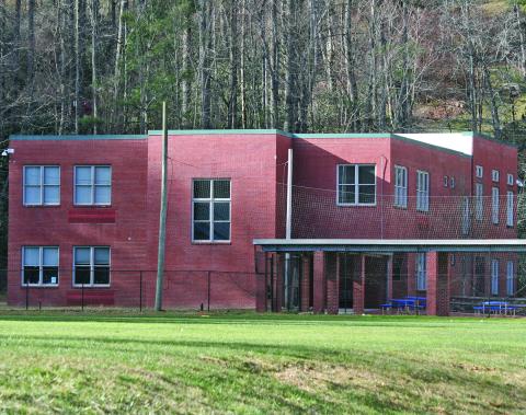 The Macon County Board of Commissioners voted to approve the hiring of LS3P architecture to complete renovations at Highlands Middle School.