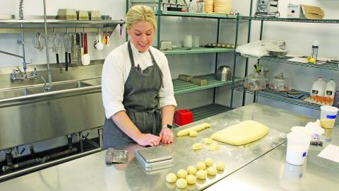 April Franqueza, a pastry chef at High Hampton in Cashiers, is a contestant in Food Network’s “Spring Baking Championship.” The show will begin airing on March 6.