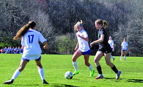Highlands held on for a 2-1 victory over Blue Ridge on Wednesday. The Highlanders reached the Spring Break with a 5-3 record, 4-1 in conference.