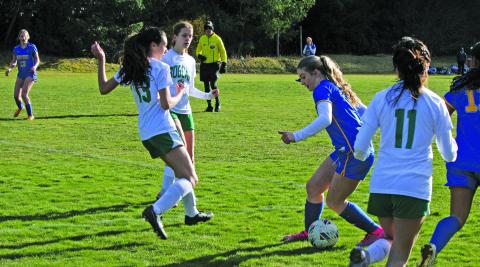 Highlands overcame a strong early defensive showing by Blue Ridge to claim a 4-0 victory on Monday night.