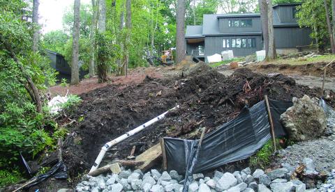 Residents of Mount Lori Road are unhappy with recent conduct by construction company employees on their street.