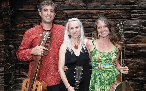 Tanasi will peform on Friday evening during the Roots & Resonance event.