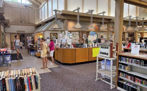 The Albert Carlton-Cashiers Community Library will remain in the Fontana system for at least the next year before it transitions to a Jackson County facility.