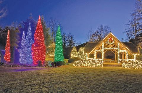 The Village Green’s Mistletoe Market and Lights on the Green will take place on Friday, Nov. 28. Both events are free.